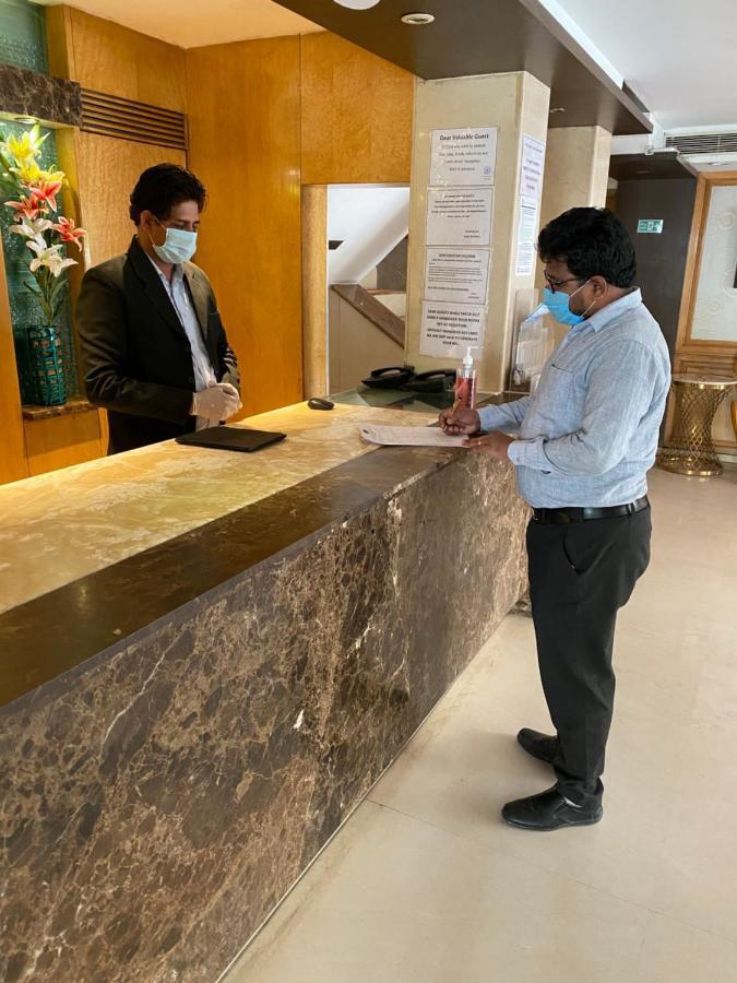Hotel Southern Delhi Zewnętrze zdjęcie