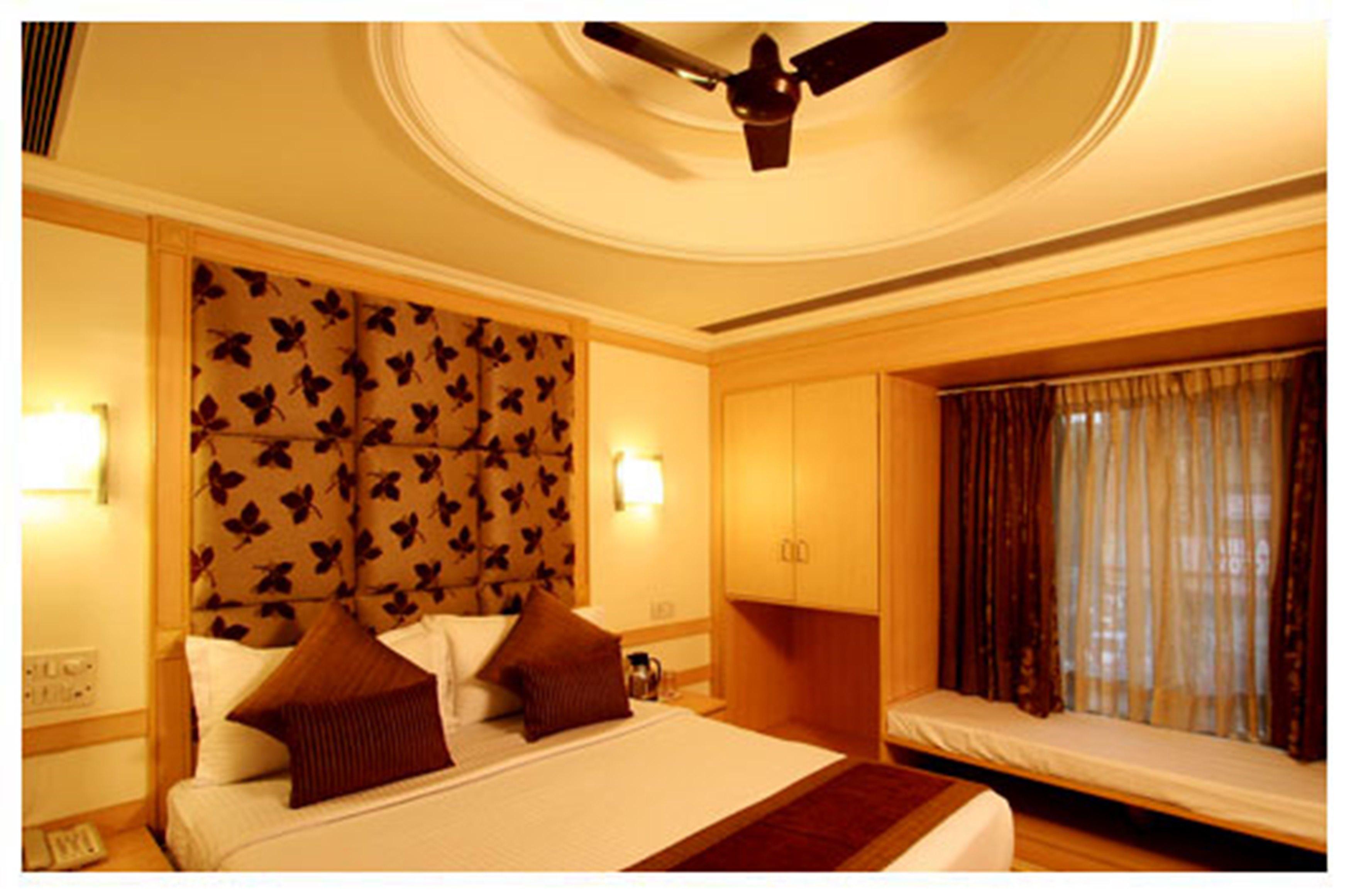 Hotel Southern Delhi Zewnętrze zdjęcie