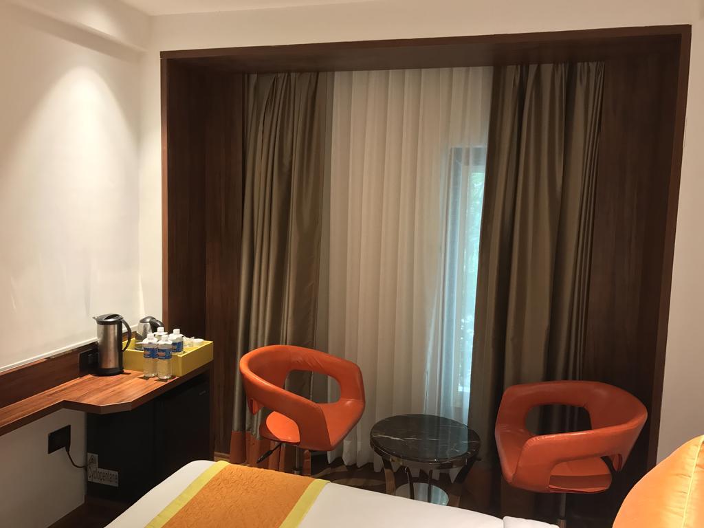 Hotel Southern Delhi Zewnętrze zdjęcie